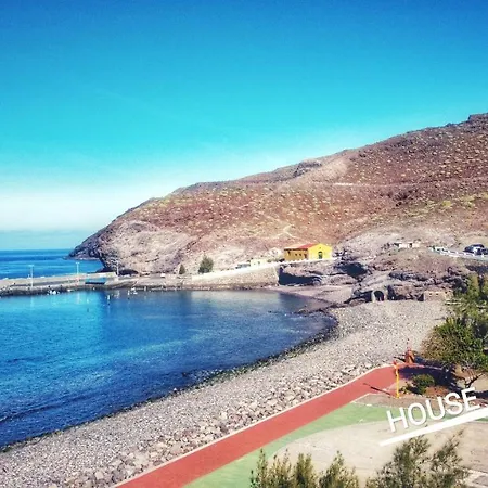 Casita De La Playa, La Aldea De San Nicolas